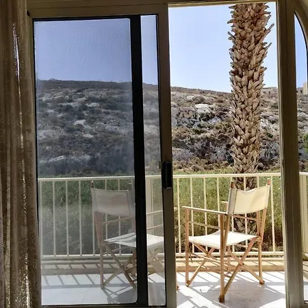 Spacious Apt Xlendi With Views & Acs Using A Coin Meter Extérieur photo